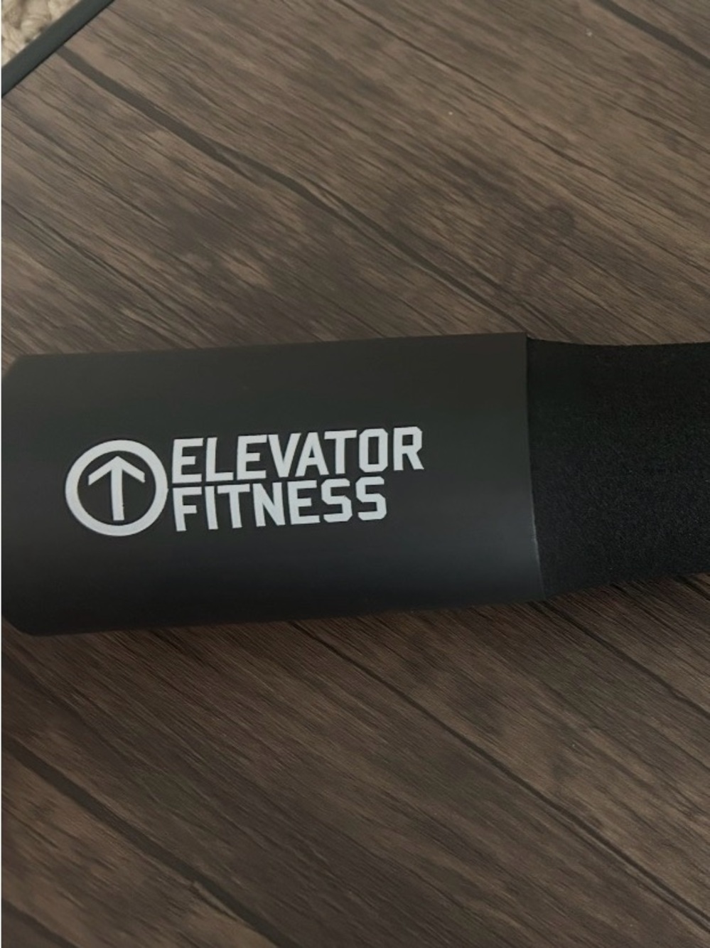 NWOT Elevator Fitness Hip Thrust Pad